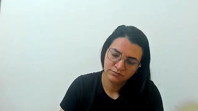 MARILYN GARCIA online show from 11-20-25, 01:34