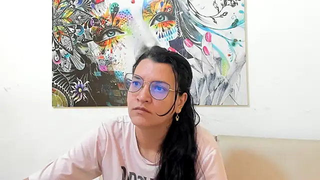 Snapshot of MARILYN_GARCIA chatting on 03-21-26, 04:44 MARILYN GARCIA online show from 03-21-26, 04:44