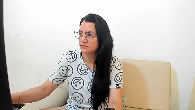 MARILYN GARCIA online show from 01-14-26, 06:11