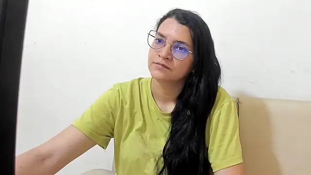 MARILYN GARCIA online show from 03-03-26, 02:57