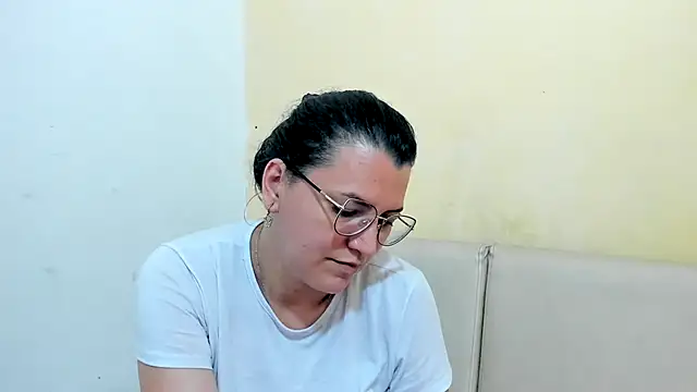 Snapshot of MARILYN_GARCIA chatting on 04-29-26, 05:30 MARILYN GARCIA online show from 04-29-26, 05:30
