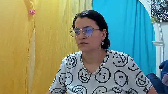 Snapshot of MARILYN_GARCIA chatting on 07-24-26, 09:00 MARILYN GARCIA online show from 07-24-26, 09:00