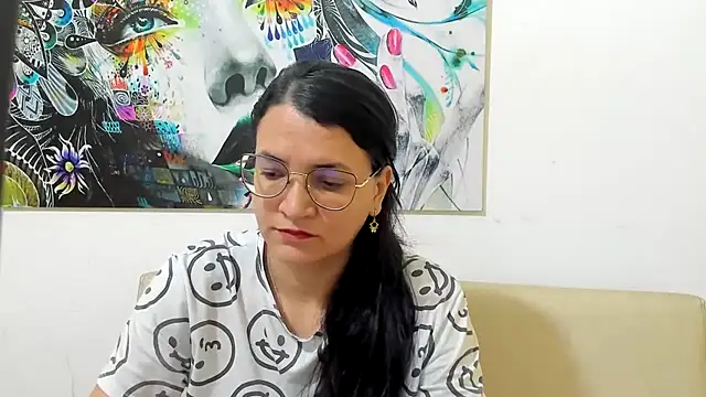 Snapshot of MARILYN_GARCIA chatting on 03-20-26, 01:23 MARILYN GARCIA online show from 03-20-26, 01:23