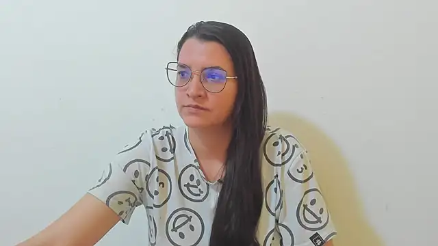 MARILYN GARCIA online show from 10-06-25, 03:02