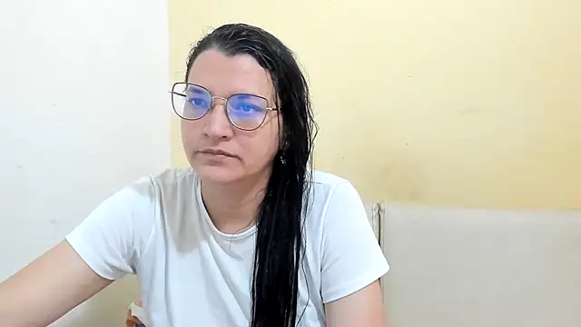 MARILYN GARCIA online show from 02-05-26, 04:36