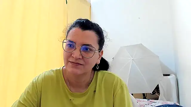 Snapshot of MARILYN_GARCIA chatting on 05-31-26, 03:51 MARILYN GARCIA online show from 05-31-26, 03:51