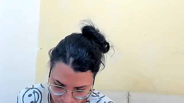 Snapshot of MARILYN_GARCIA chatting on 03-31-26, 05:59 MARILYN GARCIA online show from 03-31-26, 05:59