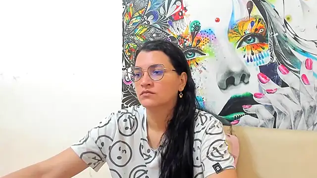 Snapshot of MARILYN_GARCIA chatting on 03-15-26, 02:57 MARILYN GARCIA online show from 03-15-26, 02:57