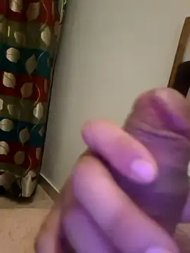 Snapshot of horny1dick1 chatting on 08-04-26, 07:18 horny1dick1 online show from 08-04-26, 07:18