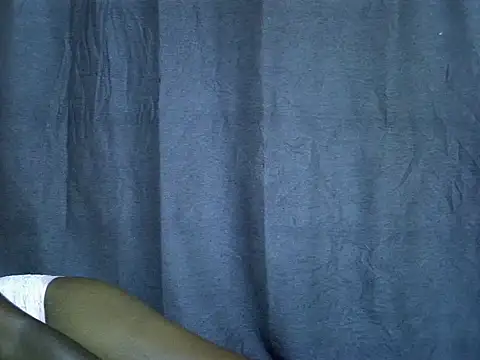 Snapshot of Pretty_vee1 chatting on 08-05-26, 10:20 Pretty vee1 online show from 08-05-26, 10:20