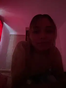 Snapshot of Vittoria_Monetti chatting on 08-05-26, 12:54 Vittoria Monetti online show from 08-05-26, 12:54
