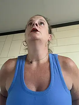 Daisymae017 online show from 08-06-26, 05:19