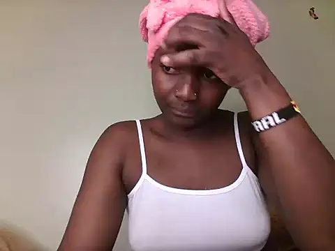 Snapshot of ebony_girlie chatting on 08-05-26, 06:57 ebony girlie online show from 08-05-26, 06:57