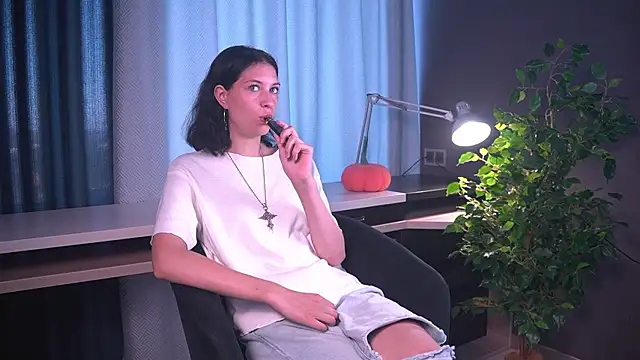 JolynnPanos online show from 08-08-26, 11:39
