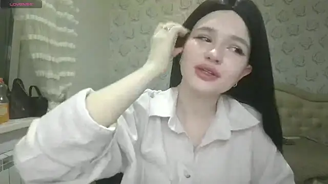 Snapshot of FelicidadMein chatting on 08-08-26, 09:11 FelicidadMein online show from 08-08-26, 09:11