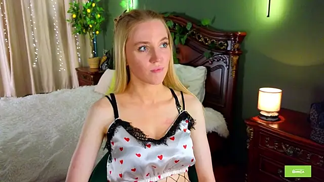 wow Scarlett online show from 08-05-26, 02:11