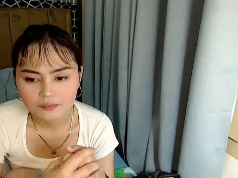 Snapshot of jess_goddes chatting on 08-06-26, 12:27 jess goddes online show from 08-06-26, 12:27