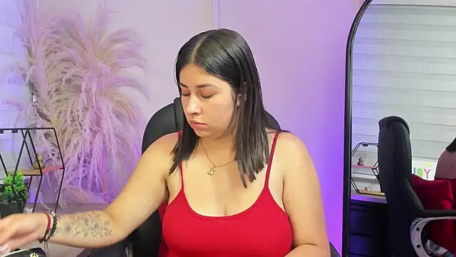 leya  26 online show from 08-08-26, 07:54