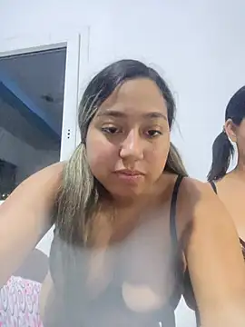Lia x Sacha online show from 08-06-26, 05:02