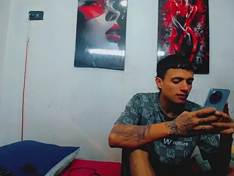 Snapshot of Kike-xxx chatting on 08-06-26, 08:48 Kike-xxx online show from 08-06-26, 08:48