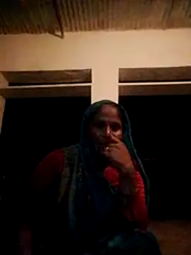 Snapshot of Trisha_sharmaa chatting on 08-06-26, 02:56 Trisha sharmaa online show from 08-06-26, 02:56