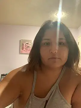 Snapshot of bbwbelle chatting on 08-07-26, 11:49 bbwbelle online show from 08-07-26, 11:49