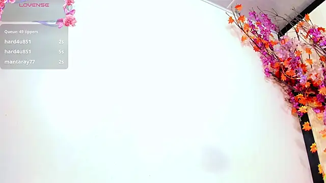Snapshot of _Deivelys chatting on 08-08-26, 03:35 Deivelys online show from 08-08-26, 03:35