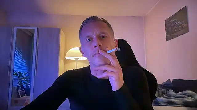 Snapshot of slaveboy2016@xh chatting on 10-19-25, 02:14 slaveboy2016xh online show from 10-19-25, 02:14
