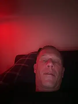 Snapshot of slaveboy2016@xh chatting on 01-04-25, 01:42 slaveboy2016xh online show from 01-04-25, 01:42