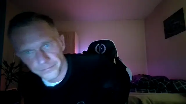 Snapshot of slaveboy2016@xh chatting on 12-30-24, 09:29 slaveboy2016xh online show from 12-30-24, 09:29