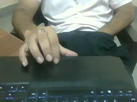 Snapshot of HiAlpha200903 chatting on 08-07-26, 02:56 HiAlpha200903 online show from 08-07-26, 02:56