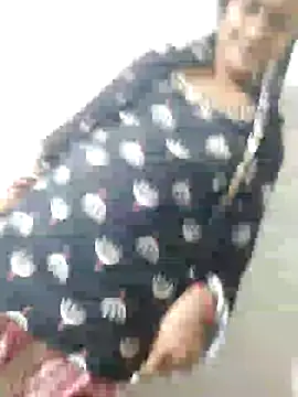 Snapshot of saxy1236 chatting on 08-07-26, 04:02 saxy1236 online show from 08-07-26, 04:02