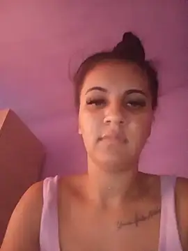 Snapshot of georgiana15_26 chatting on 08-07-26, 04:24 georgiana15 26 online show from 08-07-26, 04:24