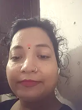 Snapshot of Aditibeauty42 chatting on 08-08-26, 09:16 Aditibeauty42 online show from 08-08-26, 09:16