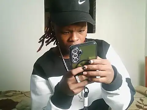 Snapshot of Prettywash1 chatting on 08-09-26, 02:34 Prettywash1 online show from 08-09-26, 02:34