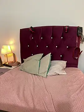 shara  online show from 03-24-26, 02:44