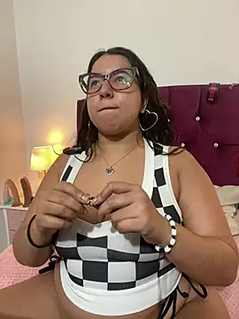 shara  online show from 04-07-26, 01:07