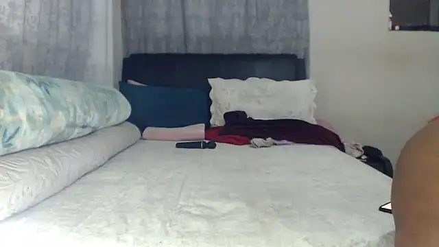 leanna23 online show from 03-06-26, 02:17