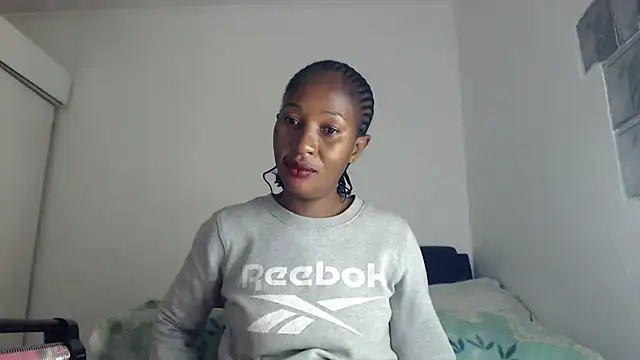 leanna23 online show from 07-24-26, 05:53