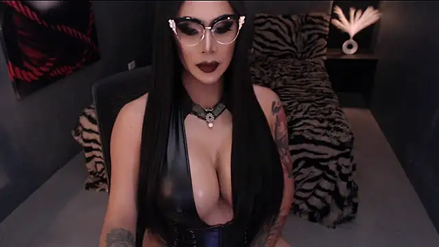 DominatrixMistressSilva online show from 07-14-26, 04:02