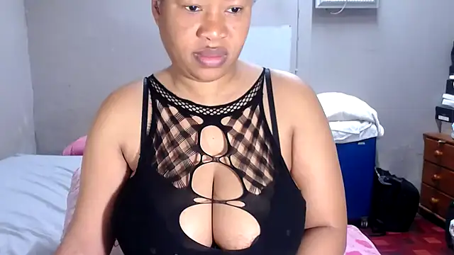 Snapshot of BigAreola26 chatting on 06-18-26, 05:17 BigAreola26 online show from 06-18-26, 05:17