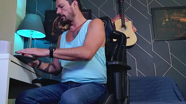 ChrisKox online show from 02-18-26, 07:28