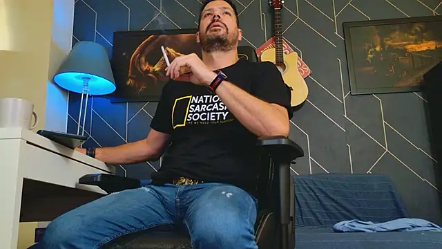 ChrisKox online show from 10-18-25, 07:54