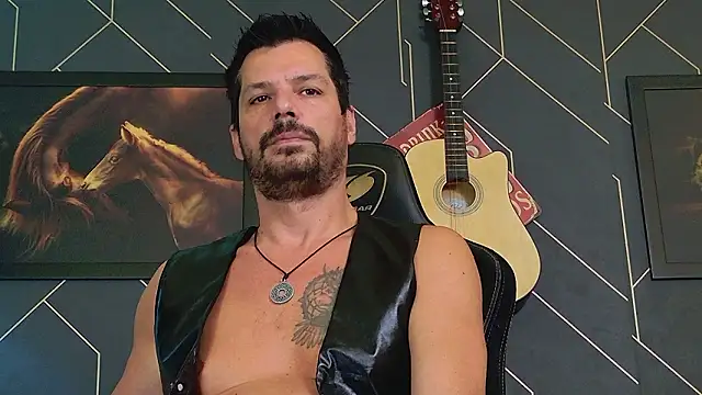 ChrisKox online show from 03-08-26, 06:00