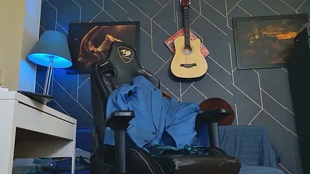 ChrisKox online show from 09-26-25, 05:36