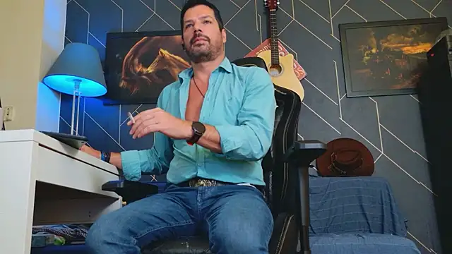 ChrisKox online show from 10-04-25, 02:57