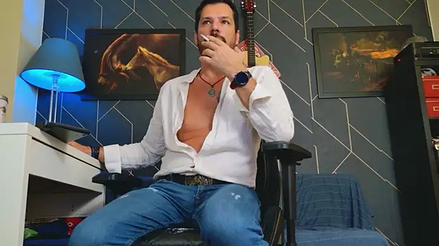 ChrisKox online show from 10-09-25, 05:02