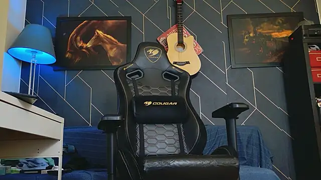 ChrisKox online show from 09-30-25, 02:12