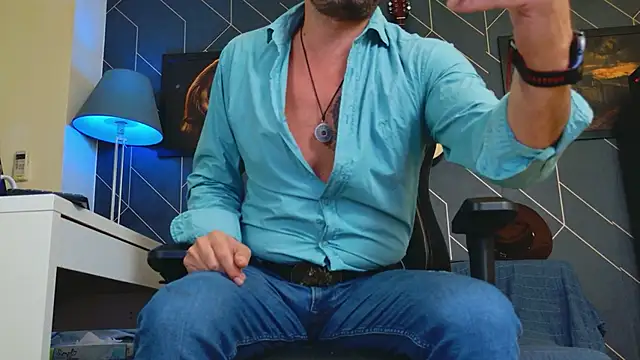 ChrisKox online show from 09-28-25, 01:12