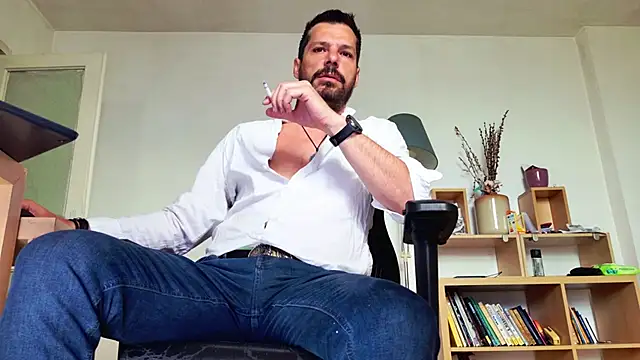 Snapshot of ChrisKox chatting on 05-31-26, 05:46 ChrisKox online show from 05-31-26, 05:46